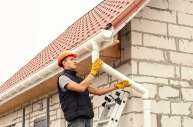 Pose et remplacement de gouttières au Cercueil